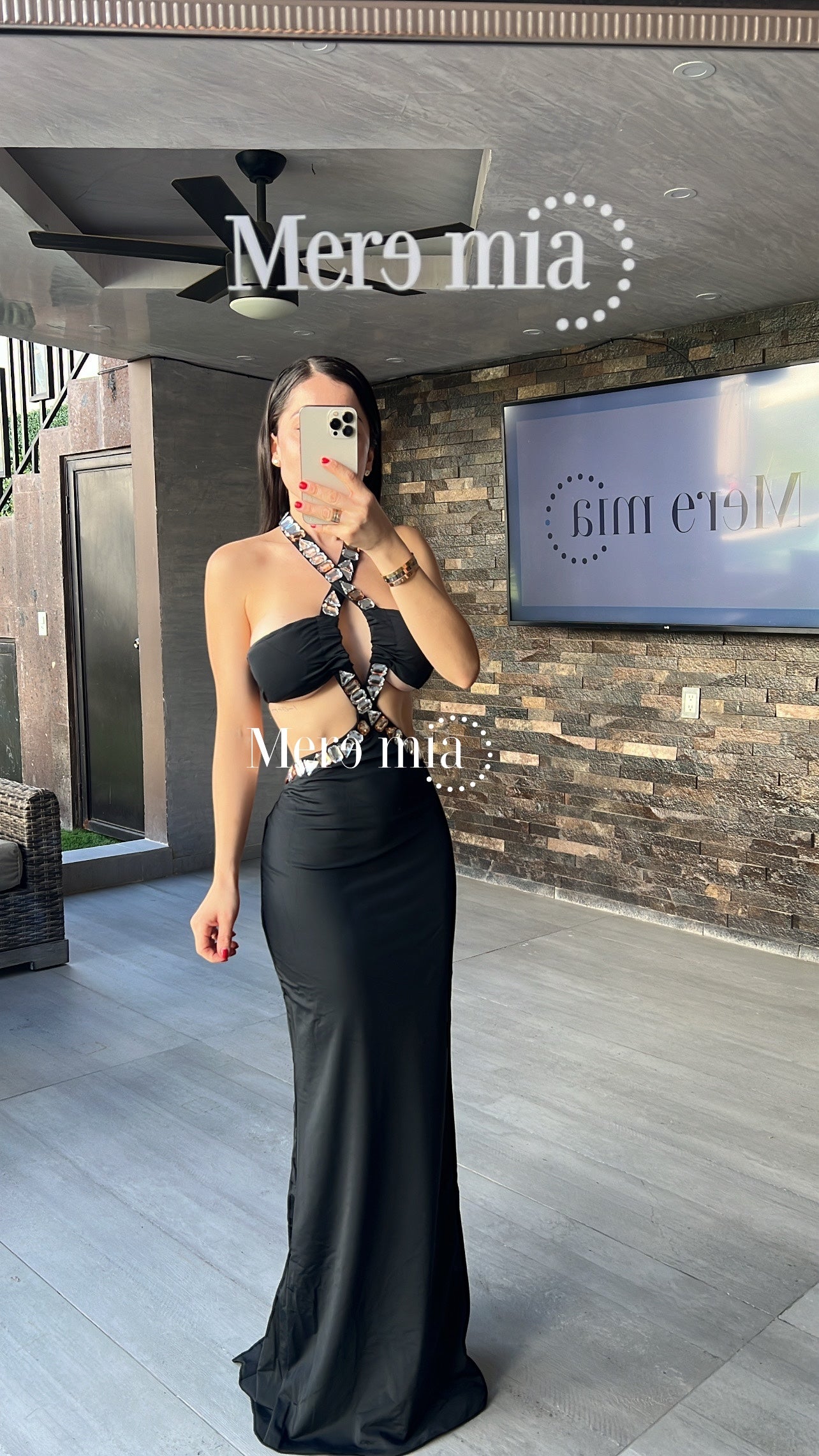 Vestido negro abert