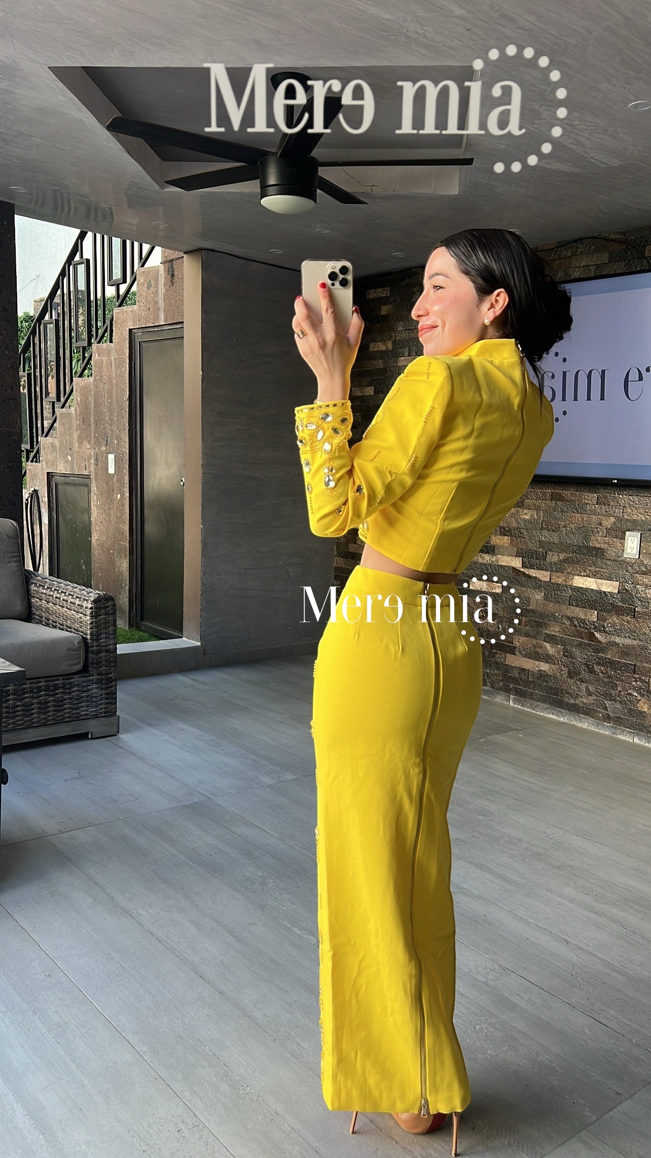 Conjunto amarillo apl