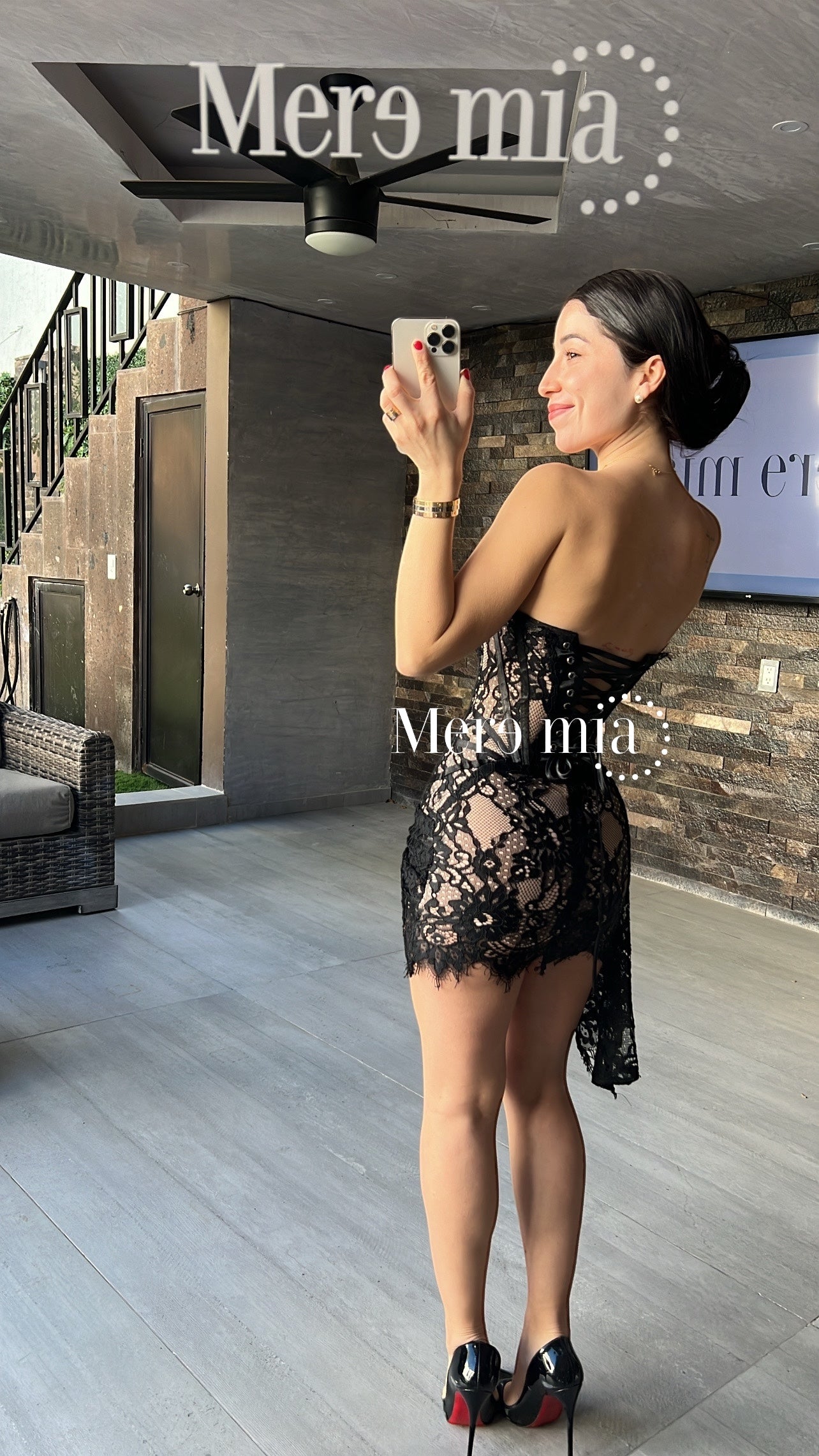 Vestido negro encaje strapples