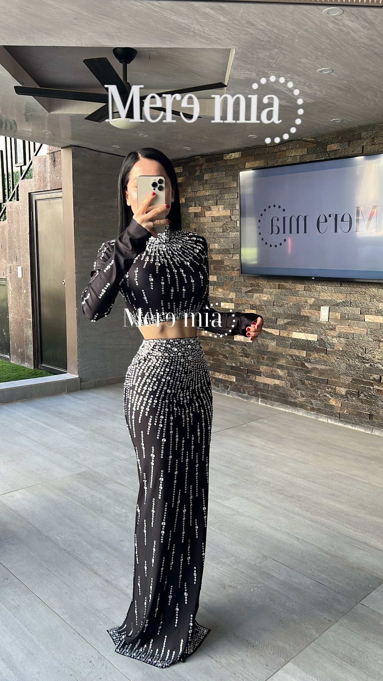 Conjunto negro gotas apl