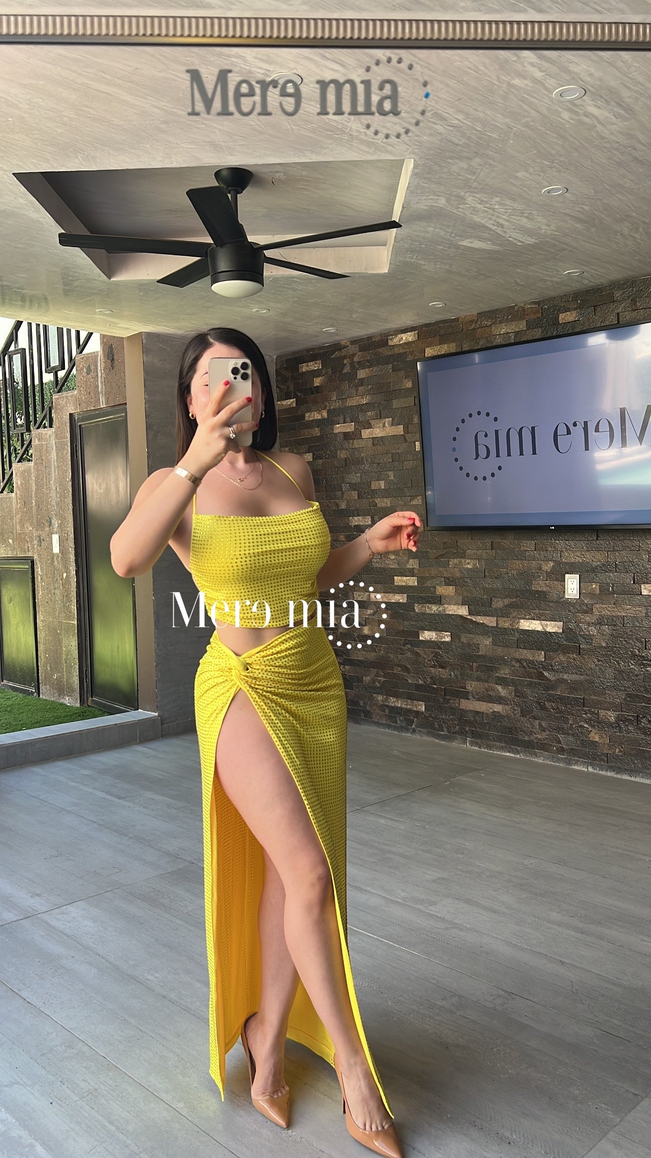 Conjunto amarillo puntos