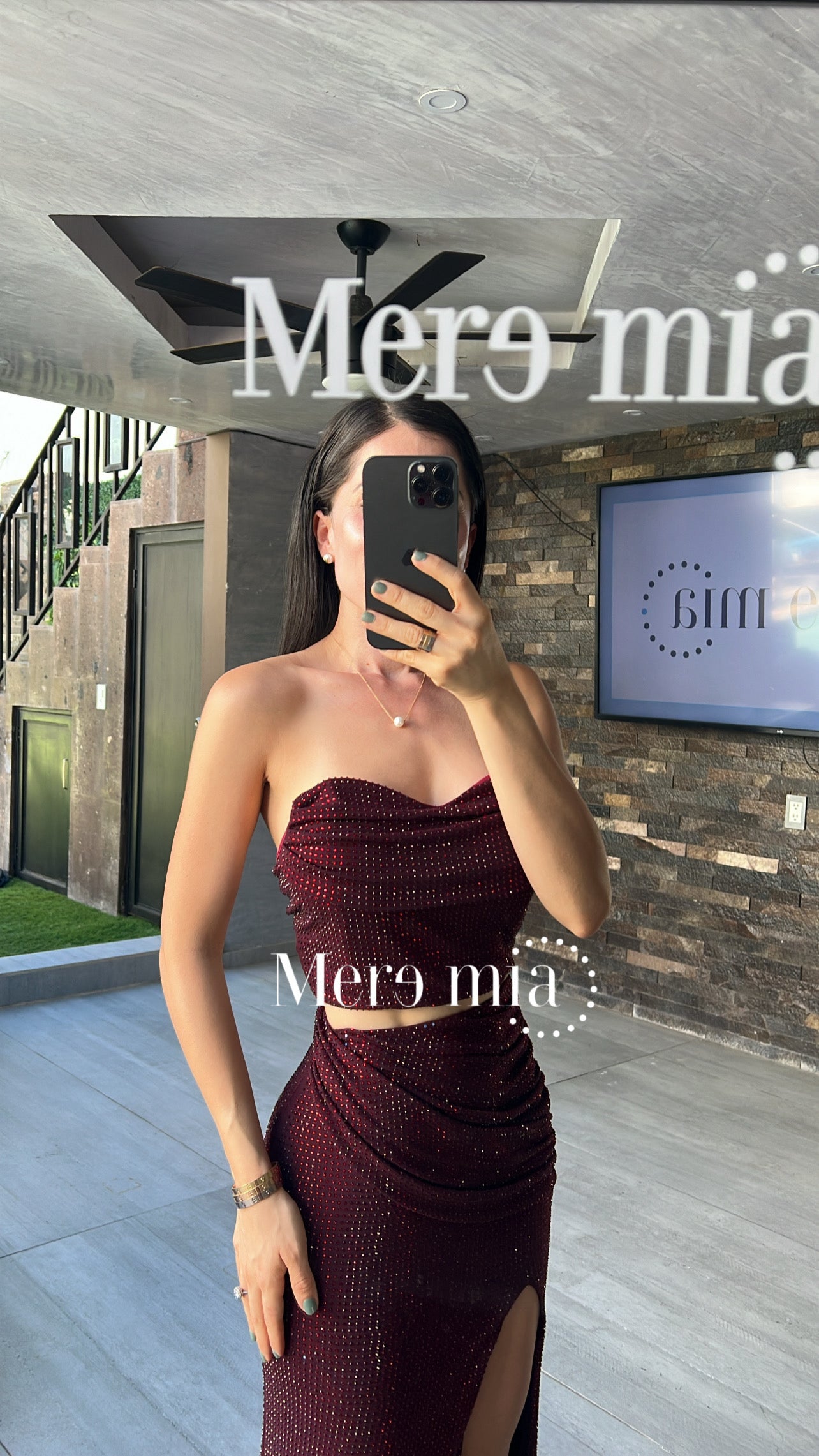 Conjunto tinto puntos