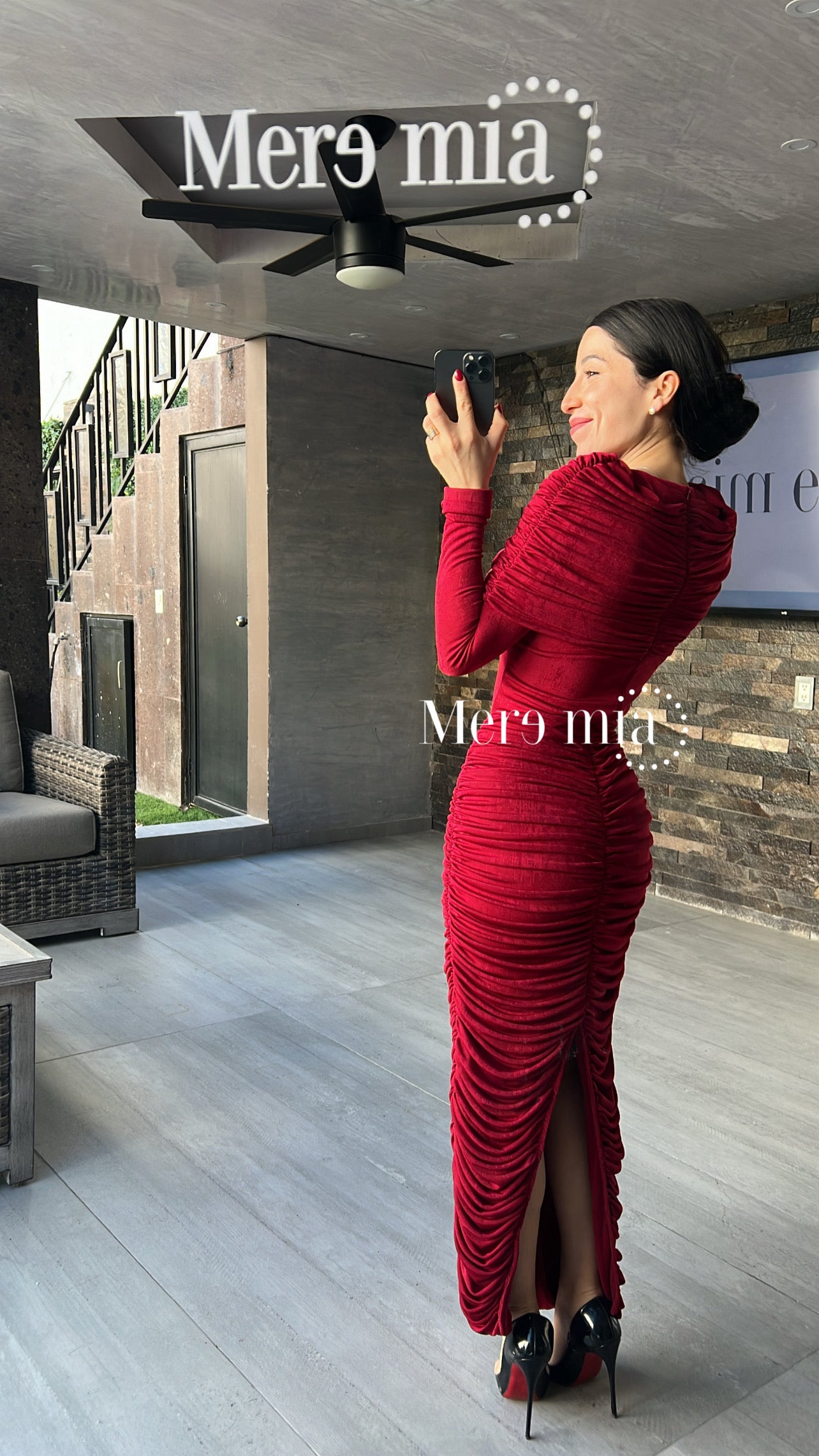 Vestido hombros olan plisado ml