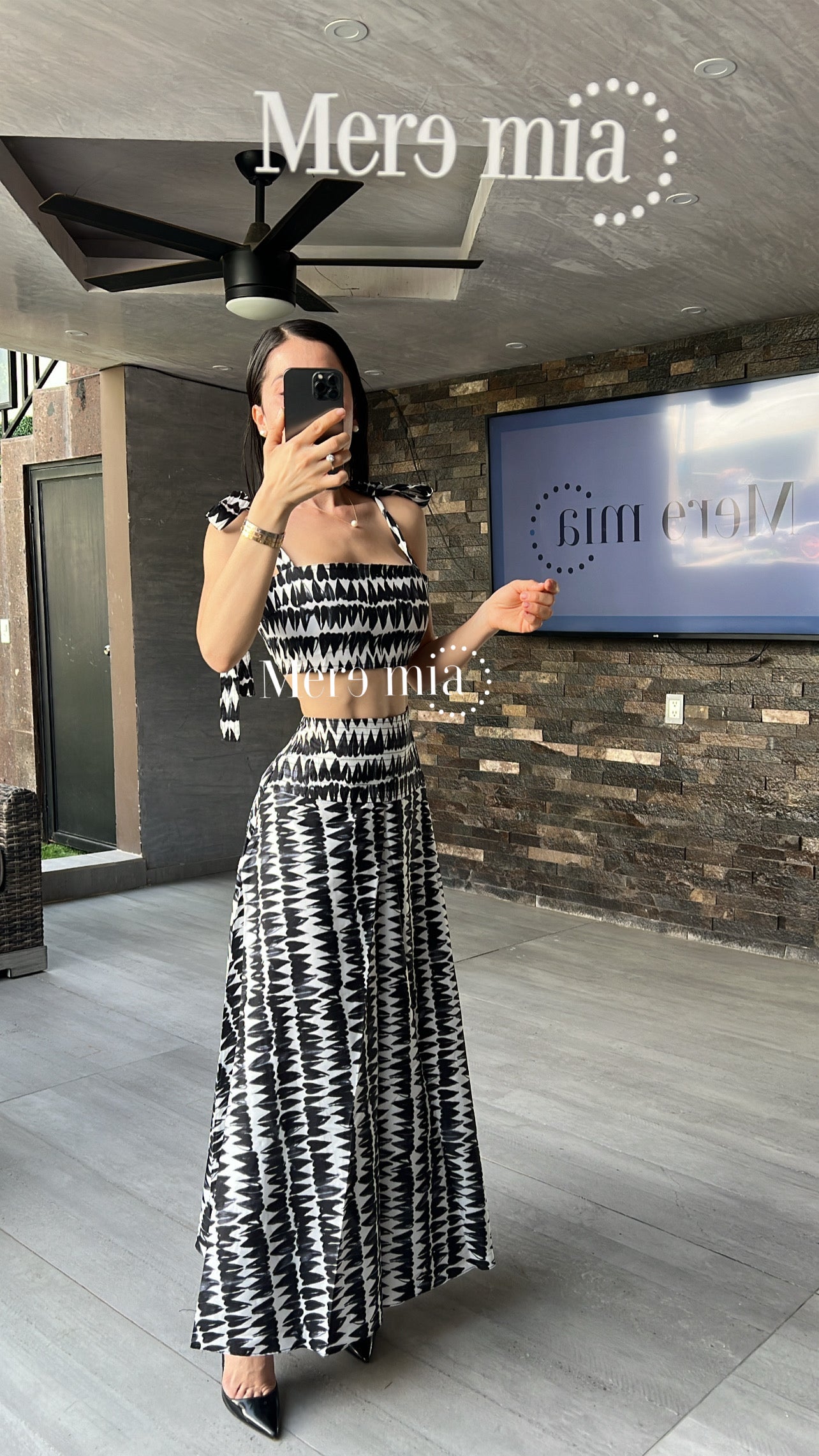 Conjunto negro blanco u