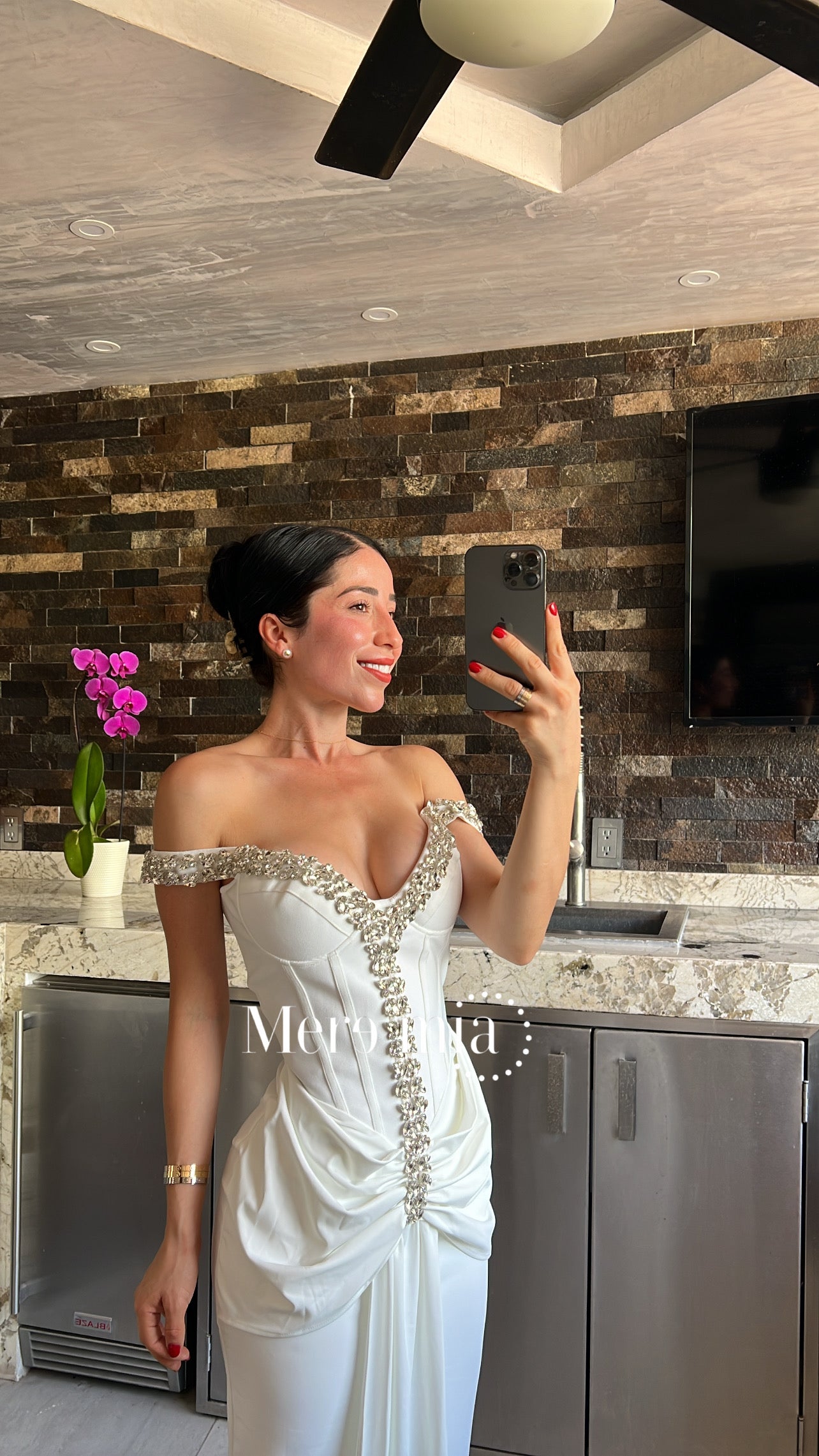 Vestido moño apl escote