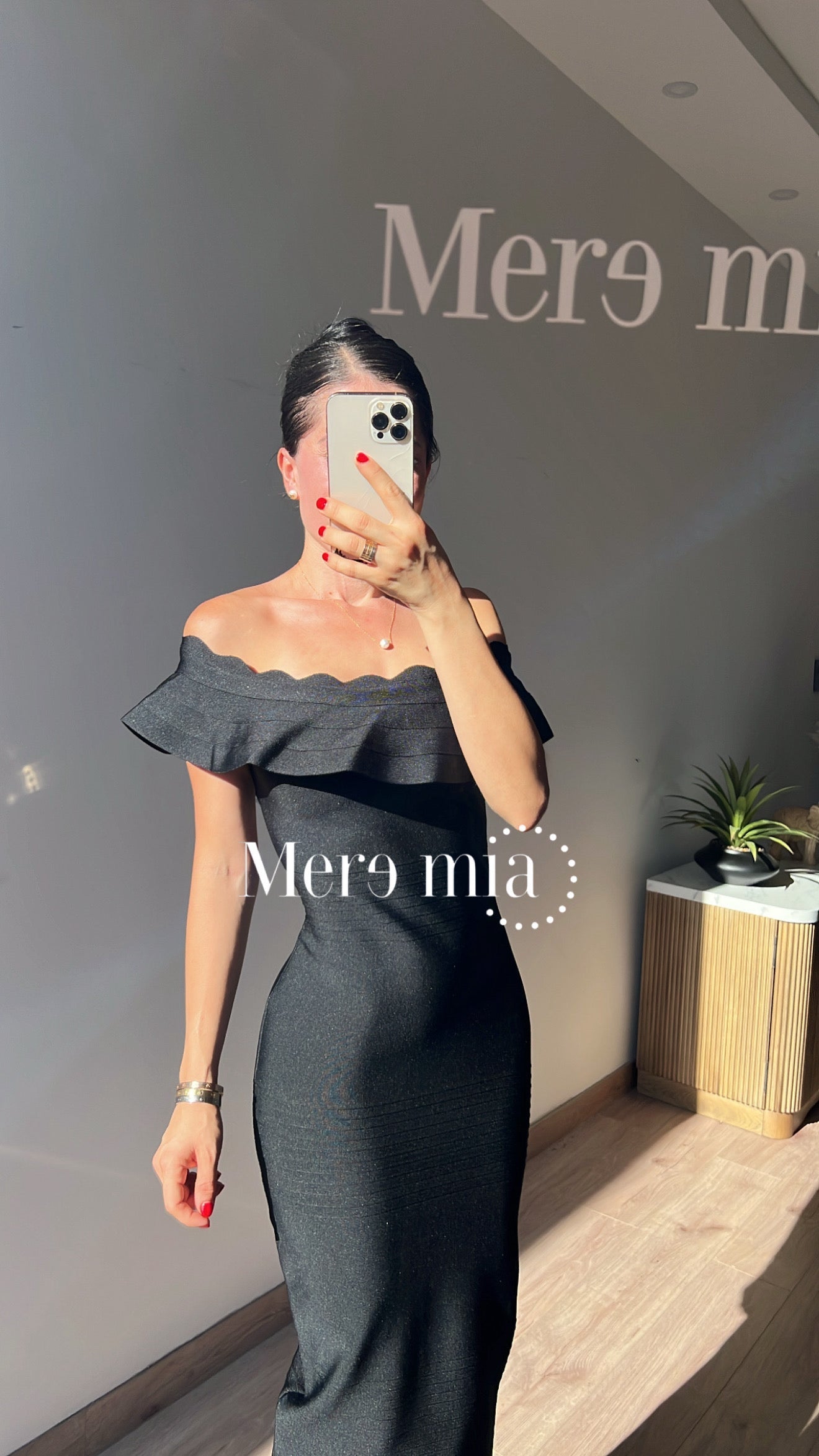 Vestido olan Ruff hombros