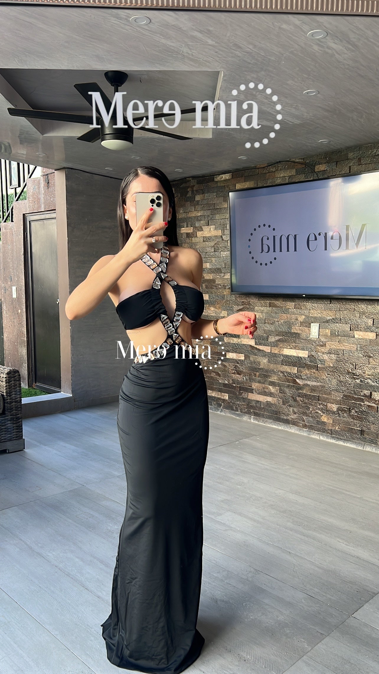 Vestido negro abert
