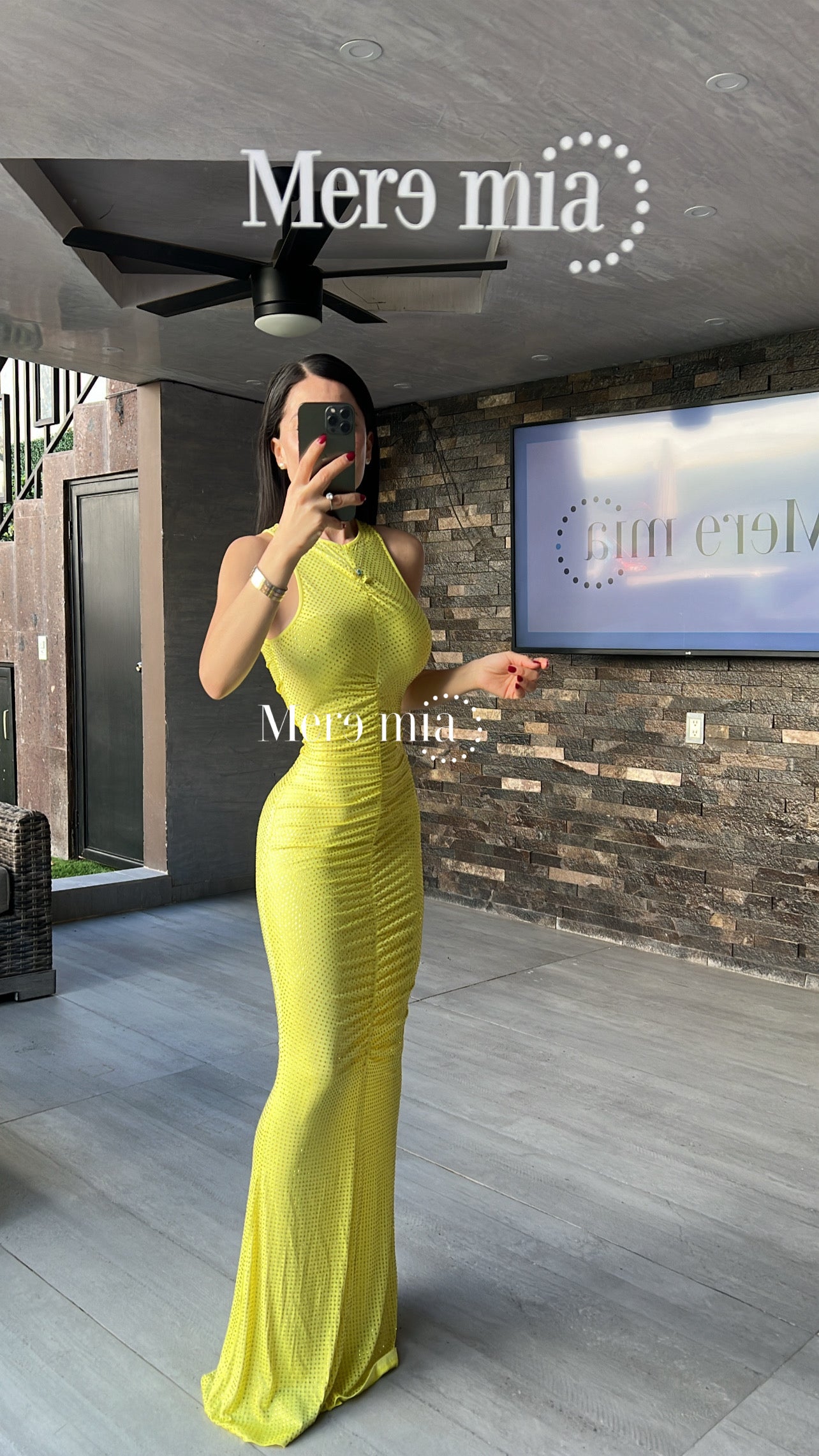 Vestido mostaza puntos