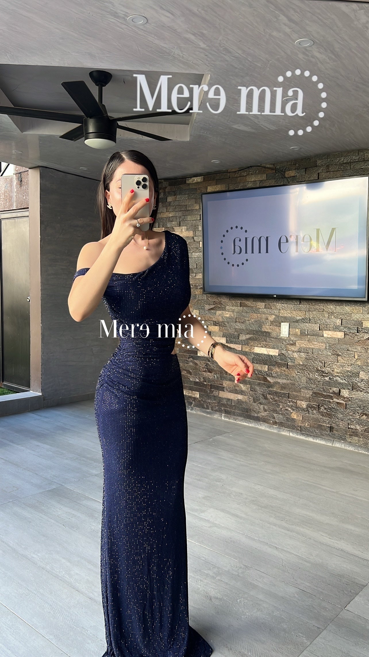 Vestido azul puntos hombro