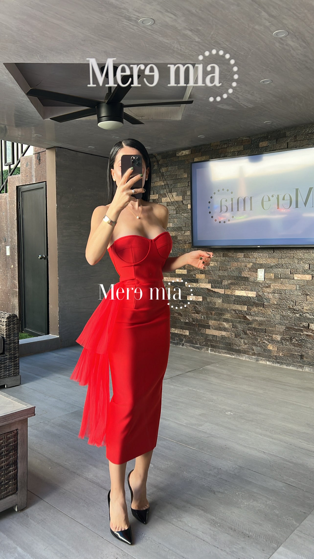 Vestido strapples tul rojo