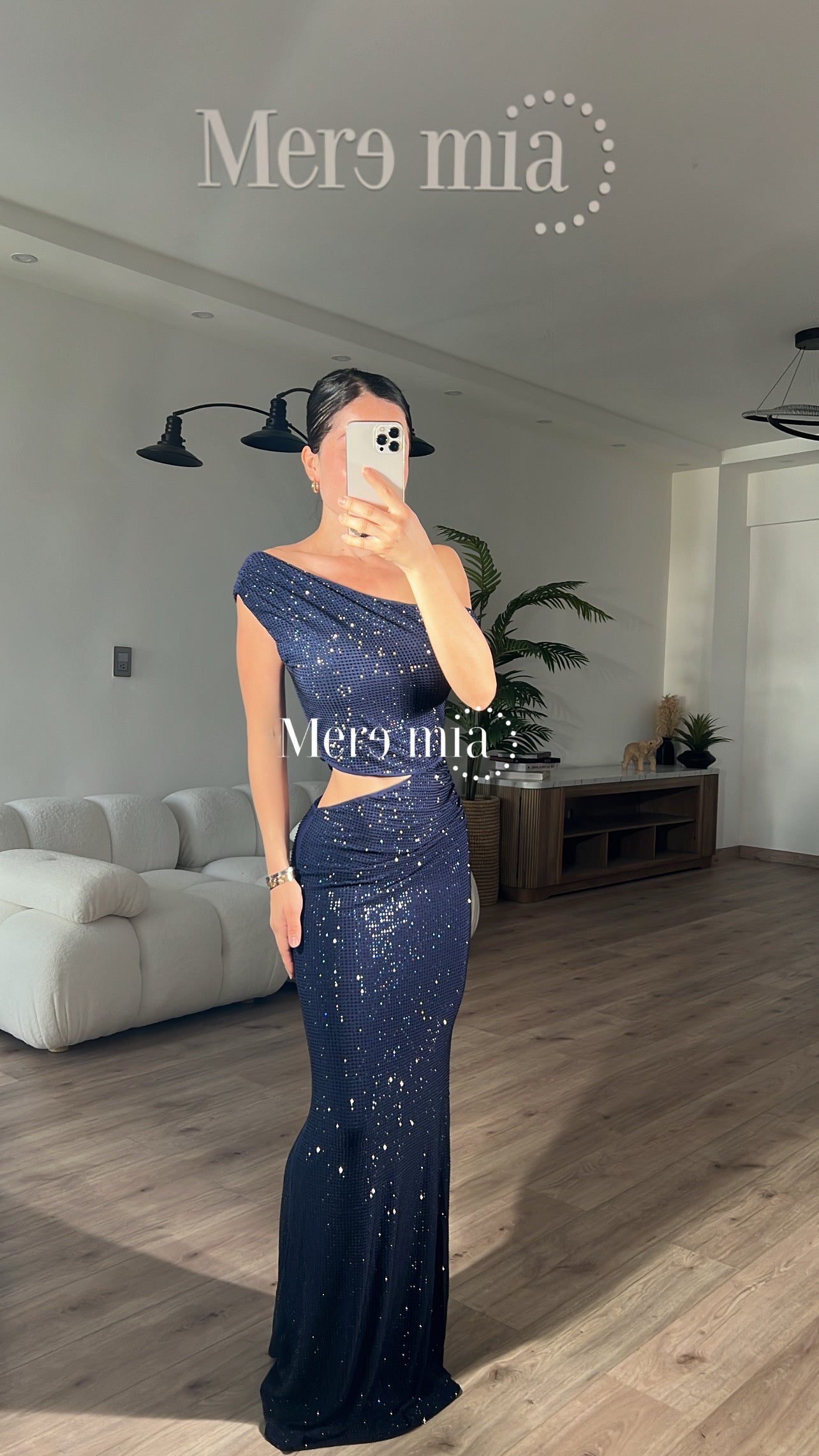 Vestido azul puntos hombro