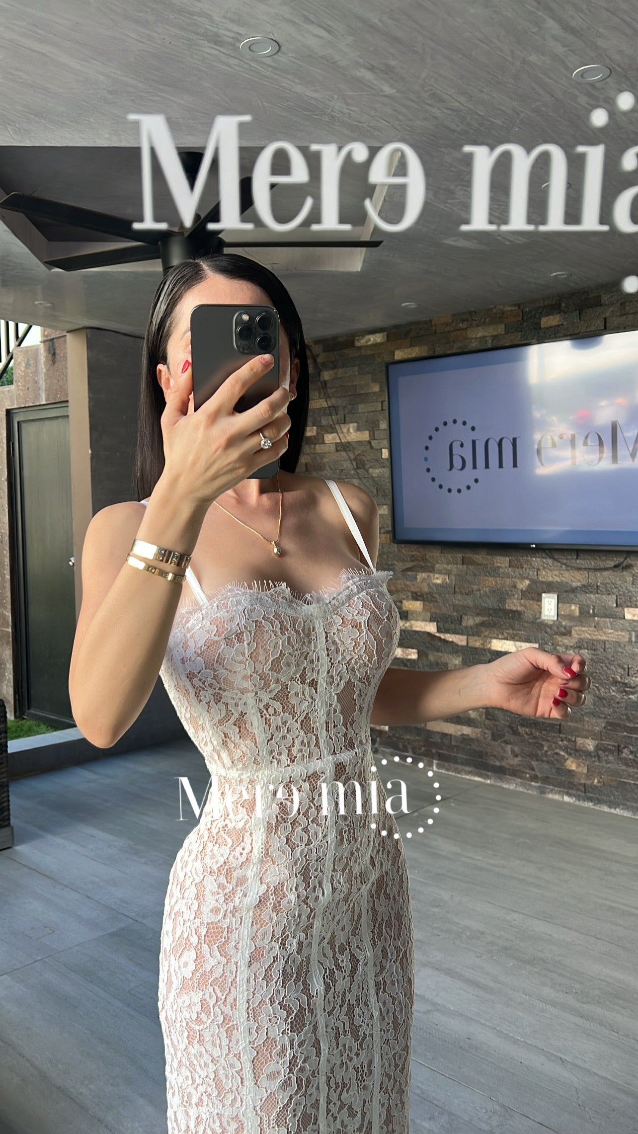 Vestido encaje midi