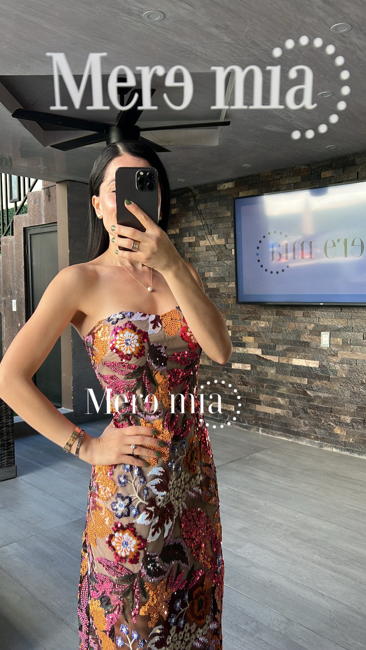 Vestido strapples flores