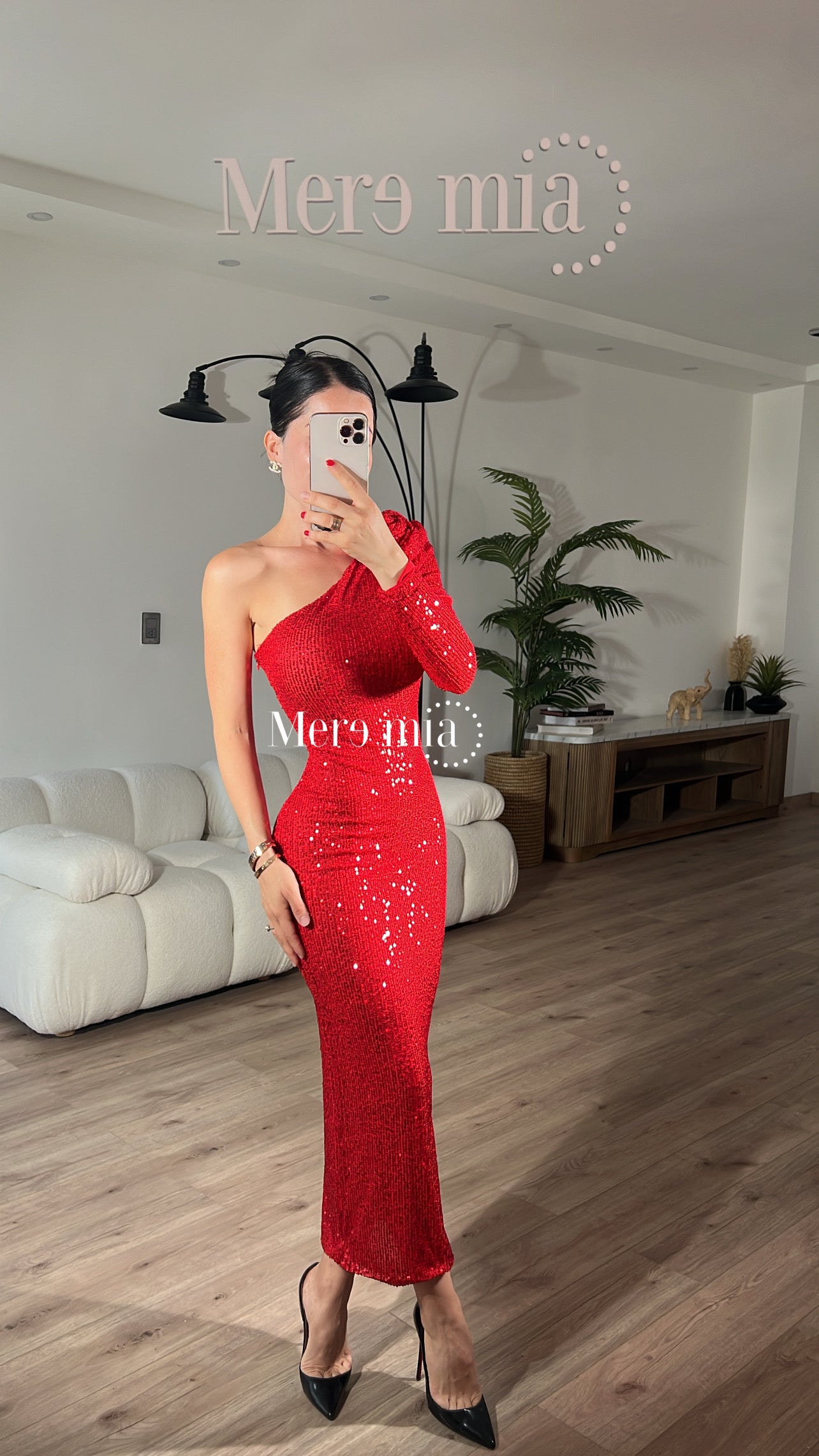 Vestido rojo lent flor hombro